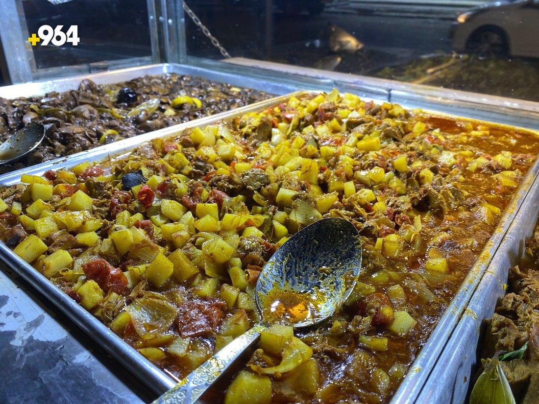 صور: أكلات شوارع أربيل وصلت إلى العمارة.. نقلها طبيب شاب مع أصدقائه