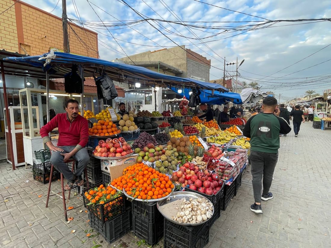 “كلشي عدنا عراقي”.. 964 في سوق جلولاء والسكان يفضلون طعم الأرض