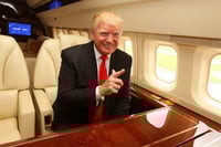 دۆناڵد ترەمپ: دەچمە چین