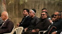کۆمەڵێک دنیادیدەی دەستکورت و بەساڵاچووی لە دەوری یەک کۆکردەوە و خزمەتی کردن