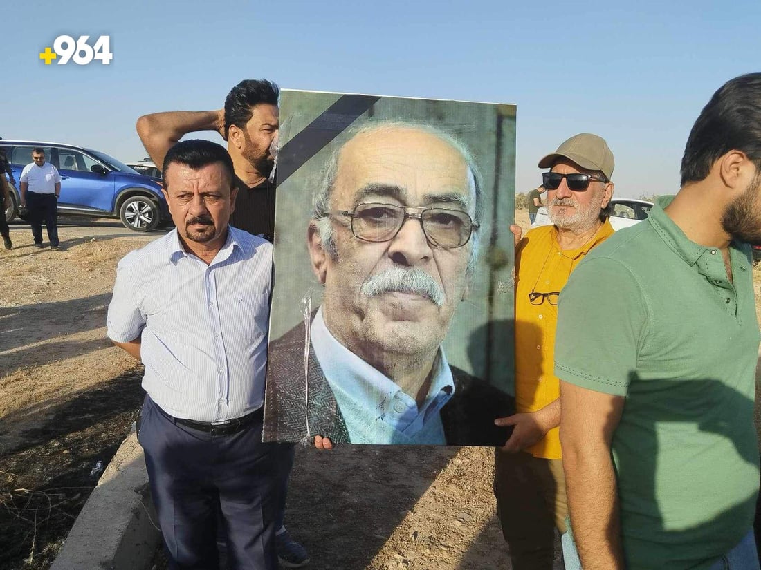 صور: سيرة فنية وأدبية حافلة.. الموصل تشيع الموسيقار أكرم حبيب