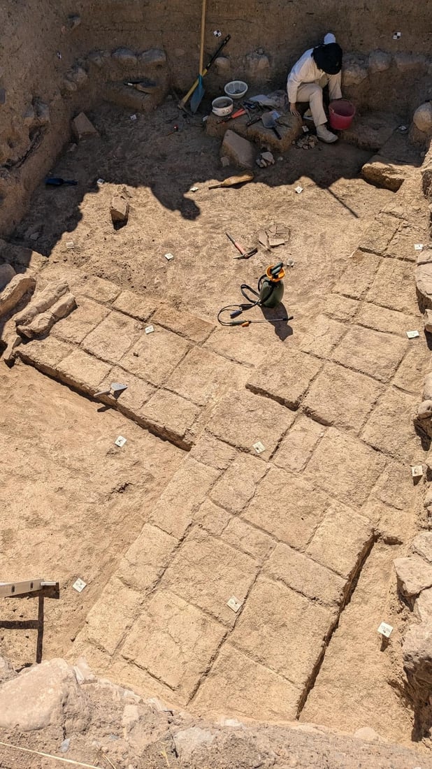 +964صورة من منصة (شبكة): 