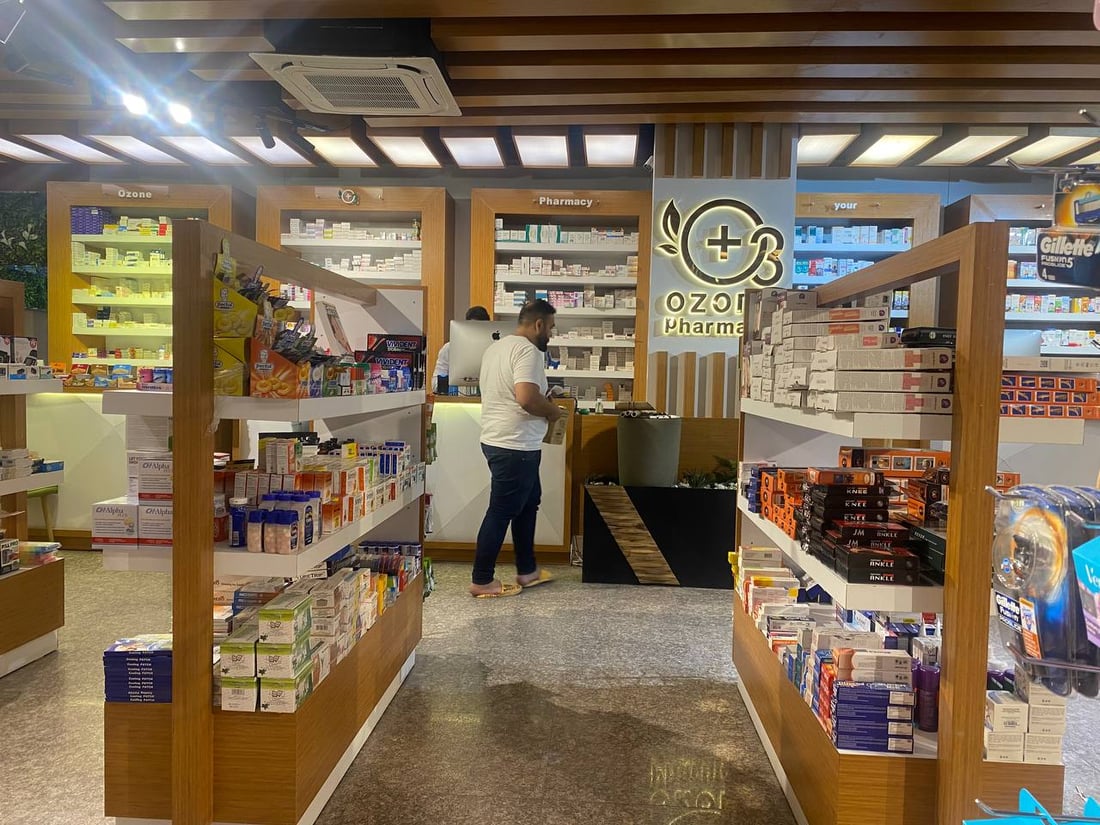 أين يذهب المرضى بعد الواحدة ليلاً؟ حالات وطرائف من صيدليات المنصور الخافرة