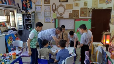 الطعام مسموح في الصف للتلاميذ ولكن أبدعوا.. هذه تجربة موصلية (فيديو)