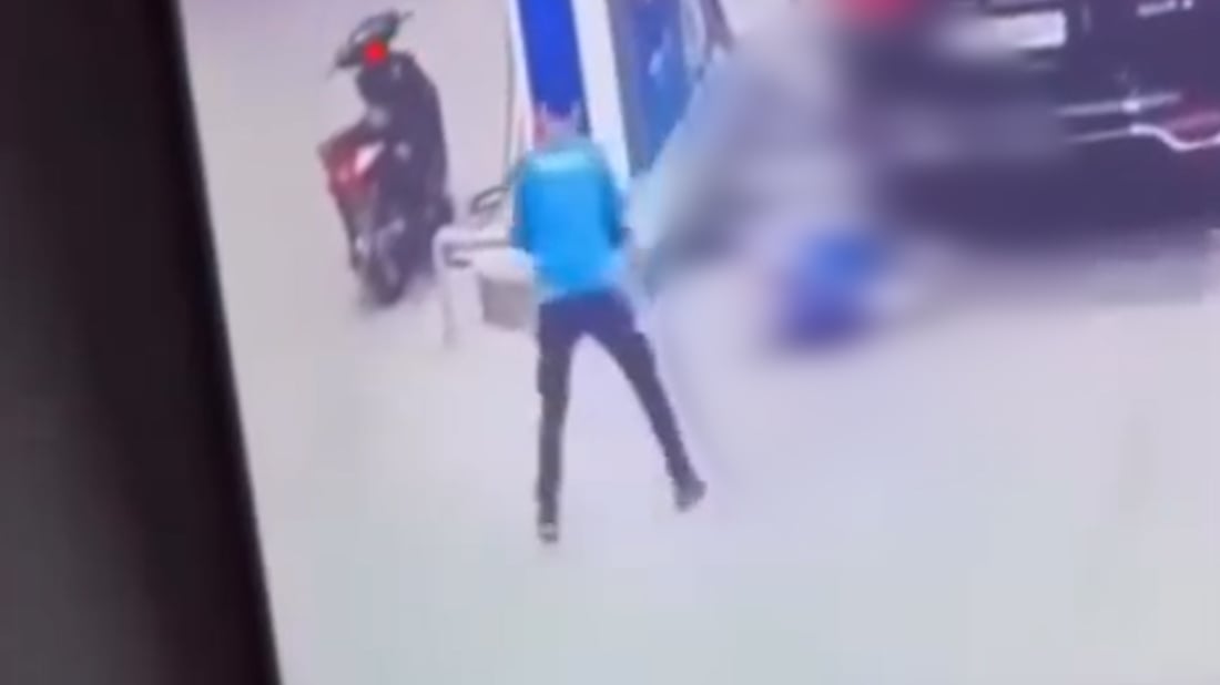 فيديو جديد من جريمة أربيل.. الجاني أطلق الرصاص على الضحايا وعاد للإجهاز عليهم