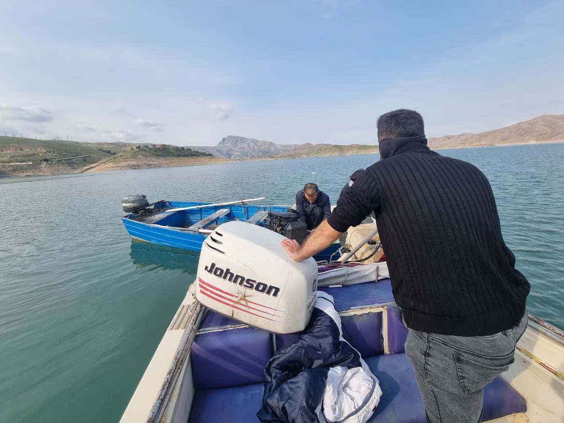 Tour boat operators in Dukan decry fishing nets