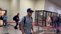 شاهد: علي الحمادي لاعب ستوك ستي في مطار البصرة للالتحاق بالأسود