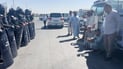 الحكومة تقرر اعتبار الكوستر مركبة حمل.. والسواق نزلوا للشارع احتجاجاً
