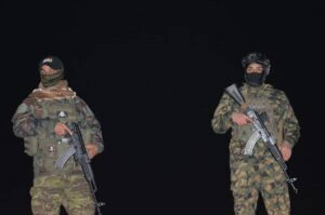 صور: الحشد الشعبي يعزز انتشاره على الحدود مع سوريا