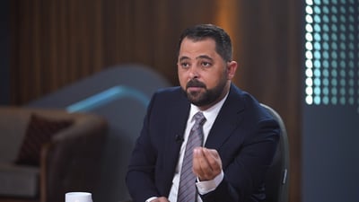 “ننتظر قراراً من الصدر” والموظف خسر ربع راتبه.. هجوم نيابي على السوداني