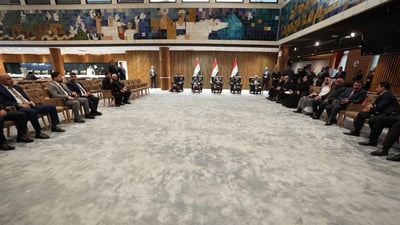 صور: عزاء برلماني ترحماً على ضحايا حريق الكوت في قاعة مجلس النواب