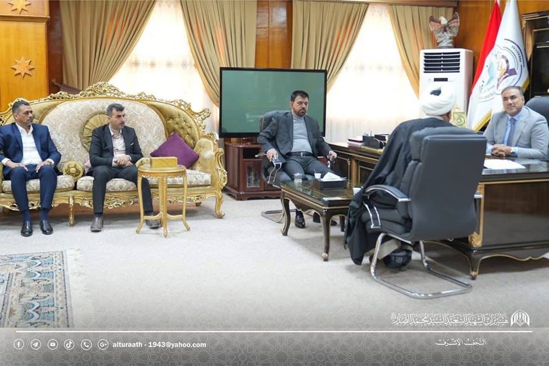 صور: الصدر يهدي الجامعات العراقية مؤلفات والده