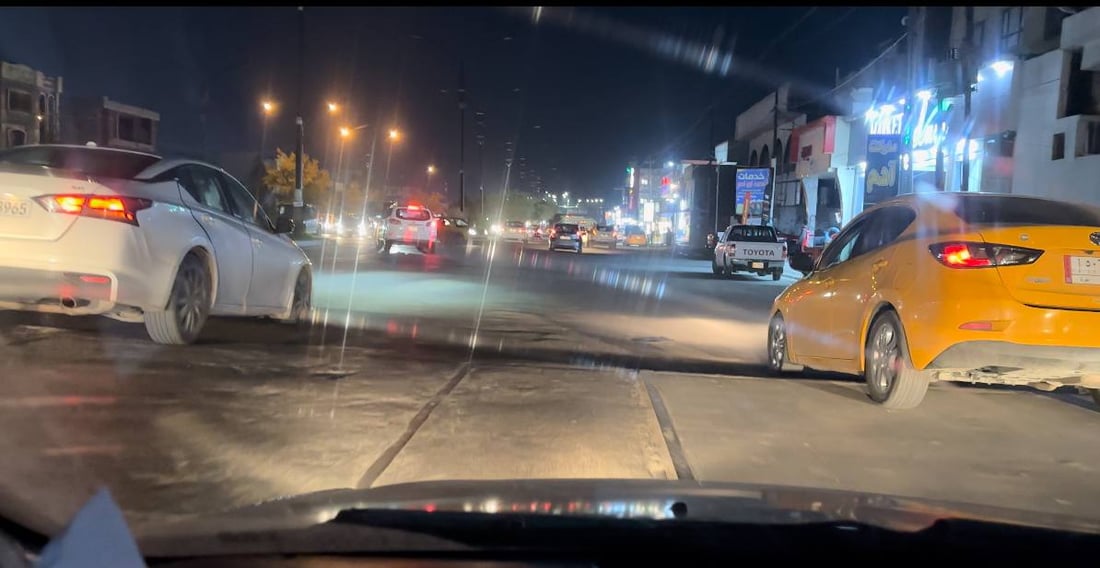 بلدية كركوك تزيح المطبات العشوائية وتستبدلها بنظامية (صور)