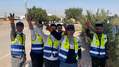 فيديو: حملة في 3 محافظات لتنظيف ضفاف دجلة.. رفع 2 طن من كورنيش العمارة