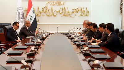 رؤساء محاكم ومسؤولون في الداخلية يبحثون آليات منع التلاعب بصرف الدولار