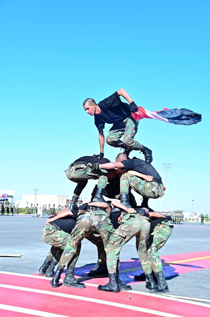 صور: حفل تخرج الدورة الثانية من عقود الشرطة في البصرة