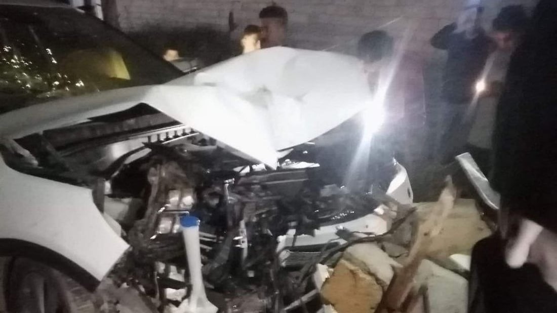ديالى: سائقة الـ jeep تسقط في نهر التحويلة.. والأهالي يهرعون للنجدة (صور)