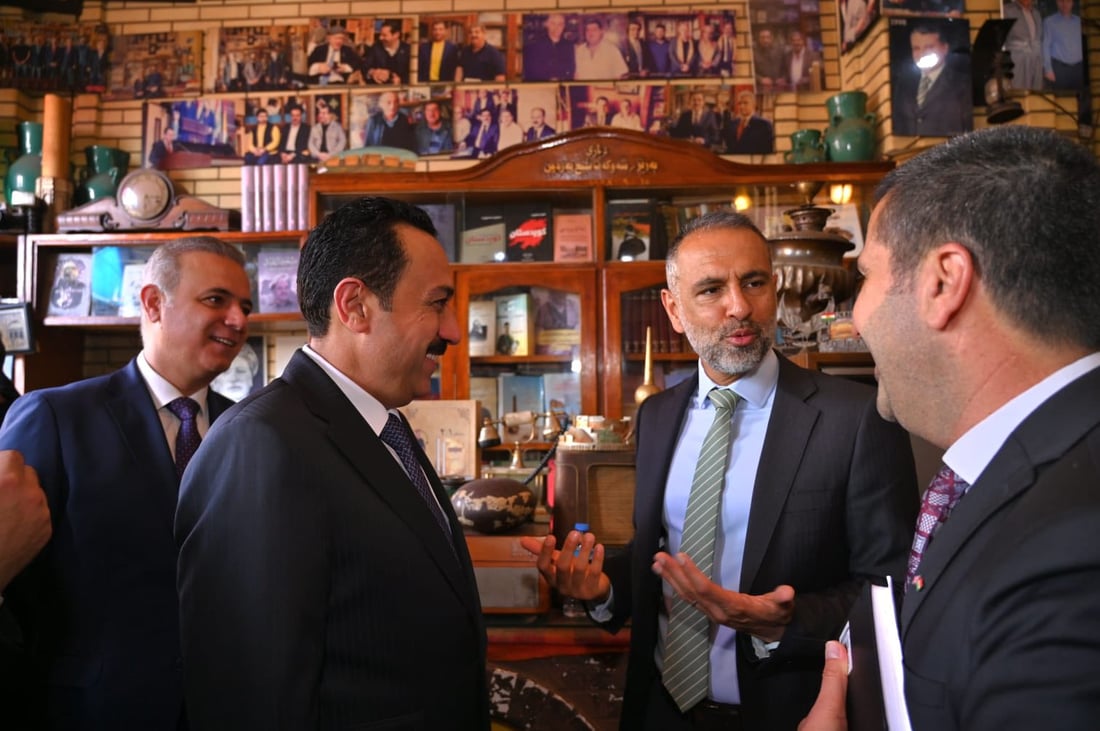 باڵیۆزی نوێی بەریتانیا لە عێراق لە قاوەخانەی مەچكۆ بوو