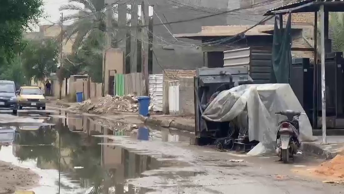 بغداد: البلدية تحسم الجدل حول طفح المجاري في حي المعلمين (صور)