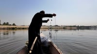 فرات الكوفة بلا أسماك! من 50 كغم للصياد إلى 