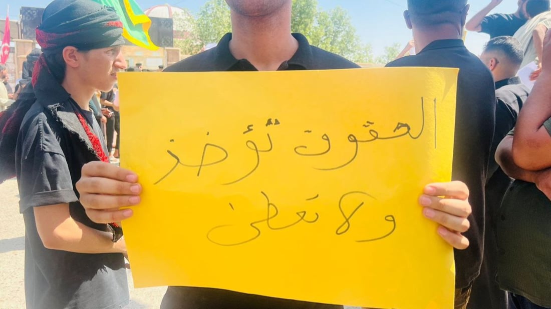 صور: تظاهرات في سوق الشيوخ للمطالبة بالخدمات.. الأمراض انتشرت
