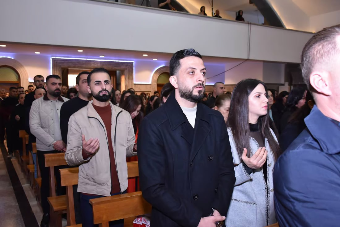 Photos: Somber Christmas Mass in Hamdaniya
