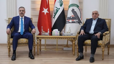 وزير الخارجية التركي في مكتب رئيس الحشد.. ناقش مع الفياض أمن الحدود والإرهاب