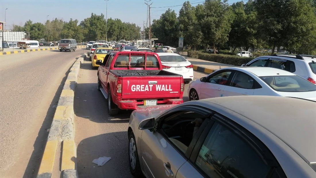 شوارع الحلة مغلقة بستة آلاف محاضر معتصم