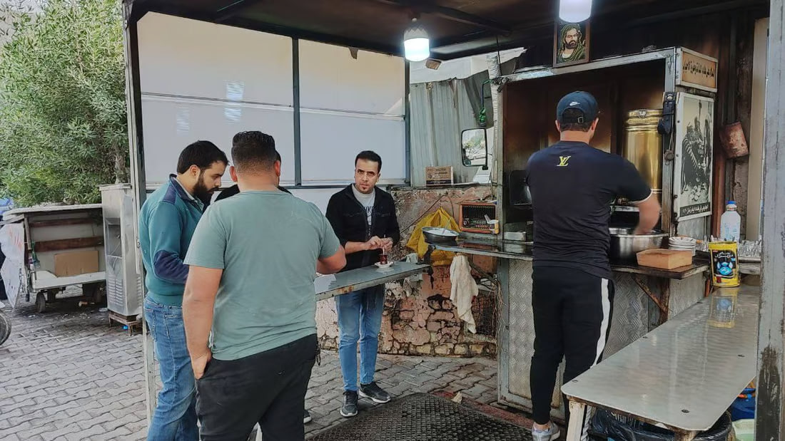 Baghdad tea stand’s special blend draws customers from across the city