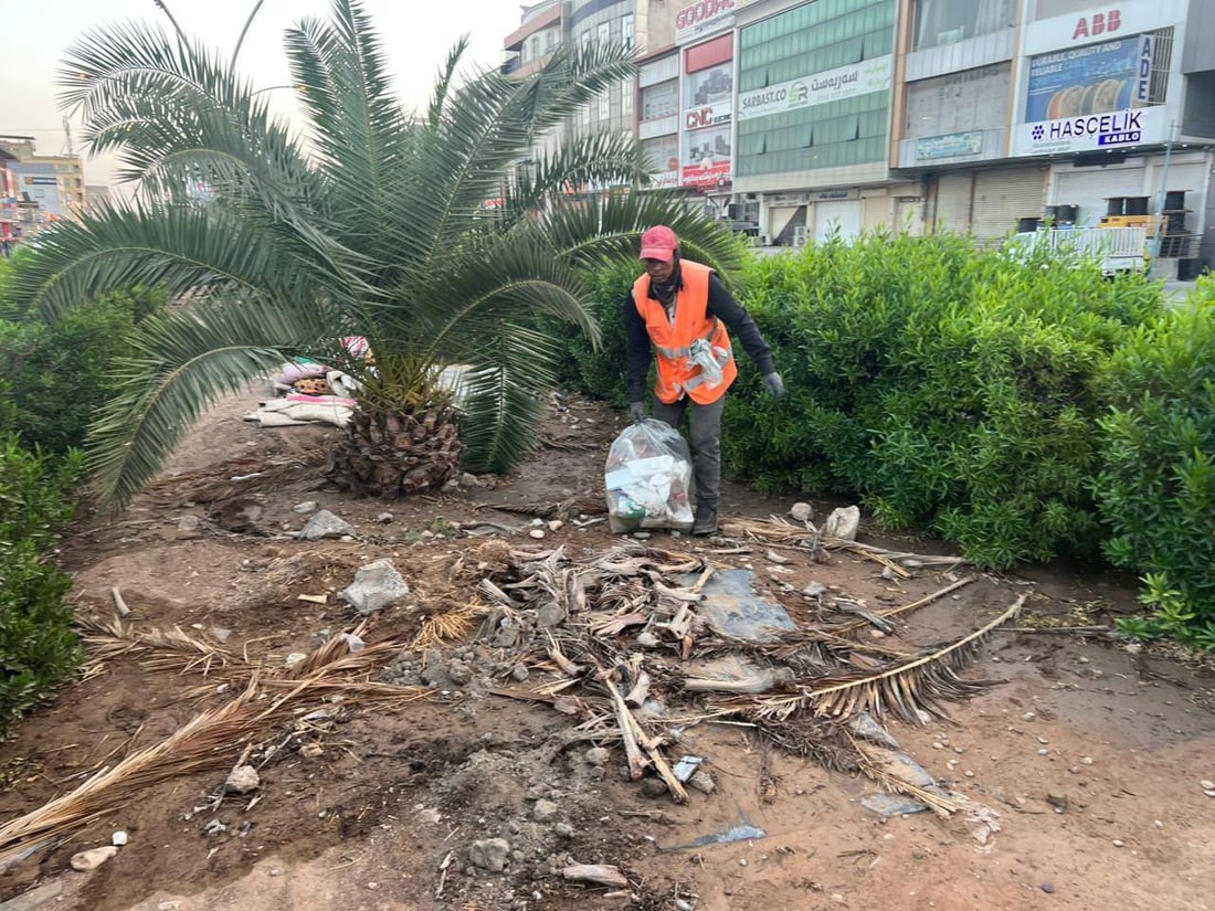 هێشتا خەڵک هەموو لەخەو هەڵنەستابوو، دەروازەکانى چوونە ناو هەولێر شۆردران