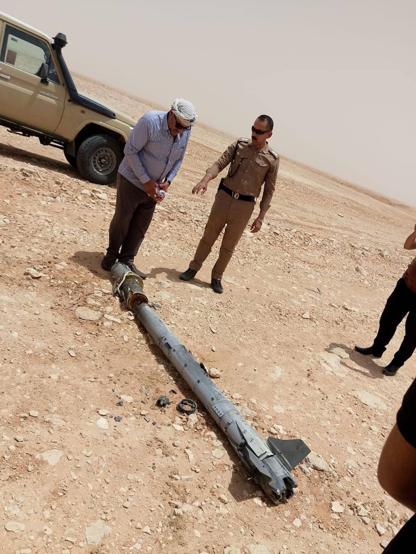 صور: شعبة معالجة القنابل تتلف أكثر من 1200 مخلف حربي في بادية النجف
