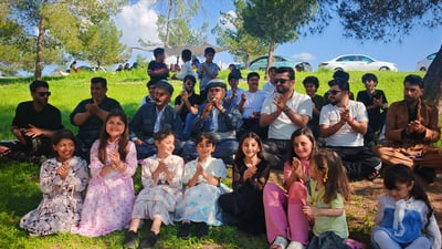 10 ماڵ بەیەکەوە هاتوونەتە سەیران