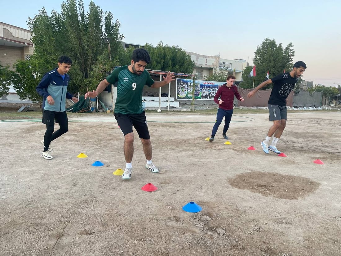 النجف تنقذ ملعب العدالة بتعهدات في الشرطة وسياج الإلبيزيا (صور)