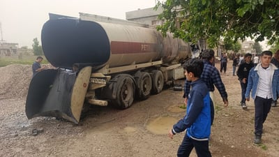 تانکەری سووتەمەنی تەقییەوە و باوک و کوڕێکی بریندار کرد