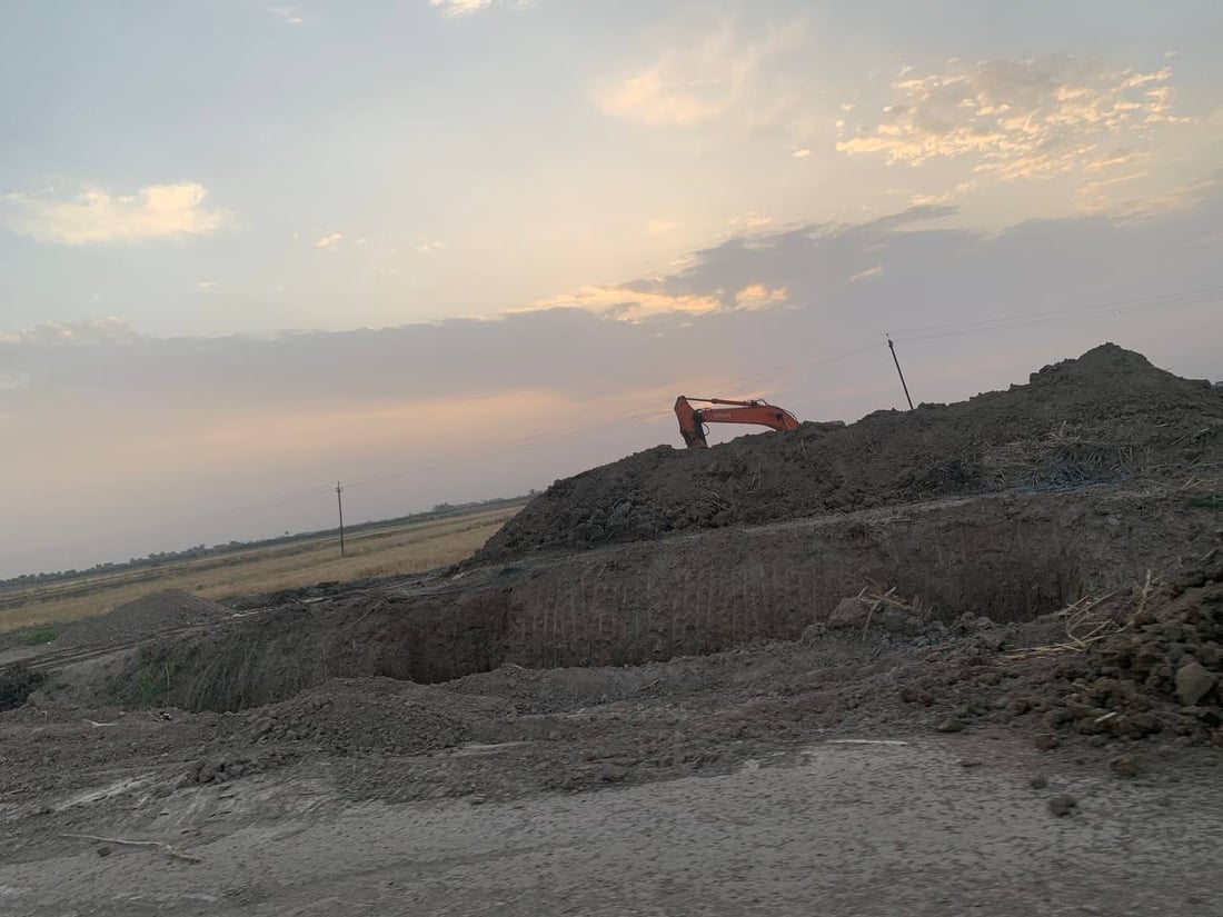 صور: سنوات العزلة انتهت في “جيب دفار”.. التبليط الآن والماء والخدمات قريباً