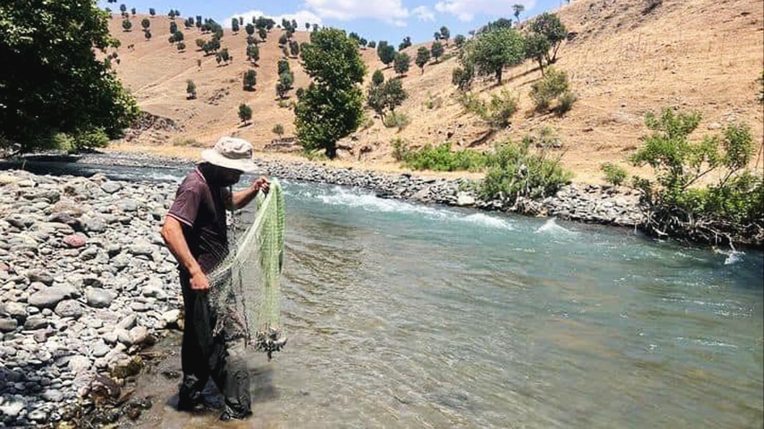 گوندێكی سیده‌كان راوه‌ماسی له‌ دوو رووبار قه‌ده‌غه‌ كرد