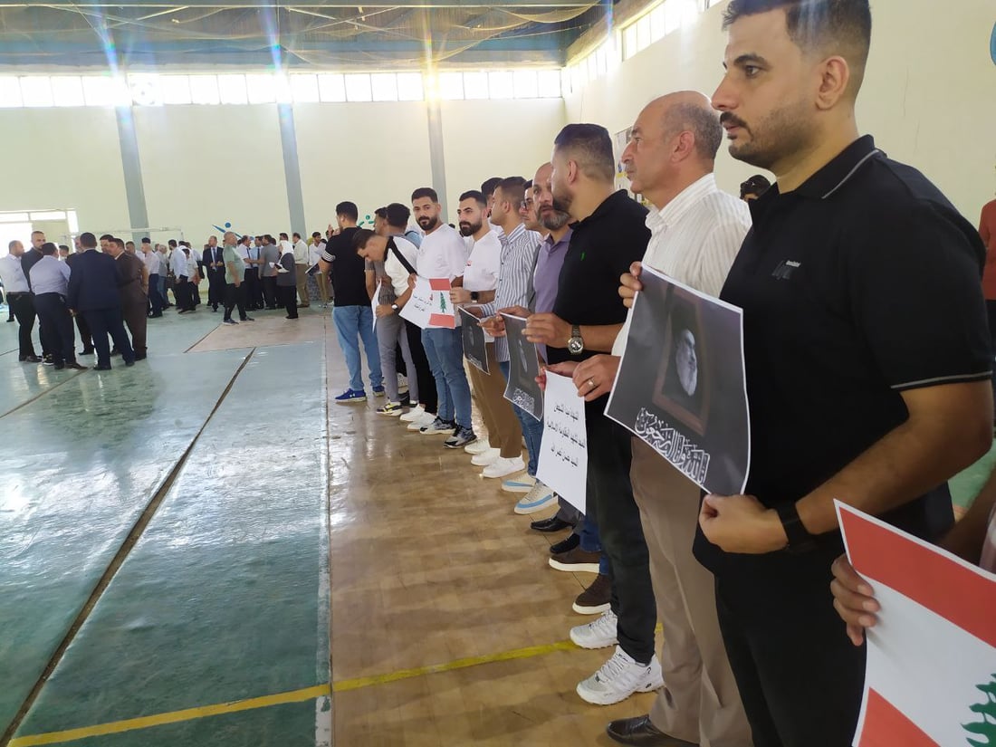 صور: تكريت ترفع صور حسن نصر الله وتستنكر اعتداءات إسرائيل
