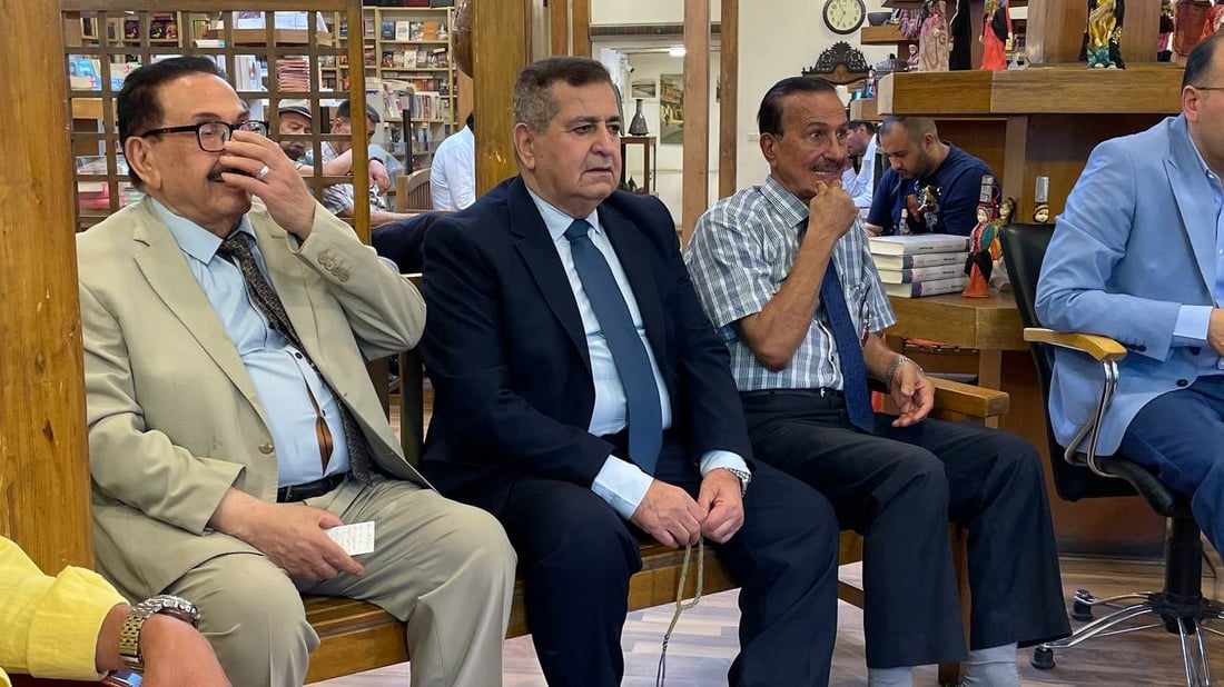 بغداد تحتفل بالعاشق ياسين طه حافظ شاعراً ومترجماً للأدب العالمي – صور