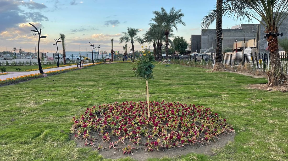 بغداد: أهالي حي الأمانة لا يصدقون.. هكذا تبدو ساحة “السكراب” الآن (صور)