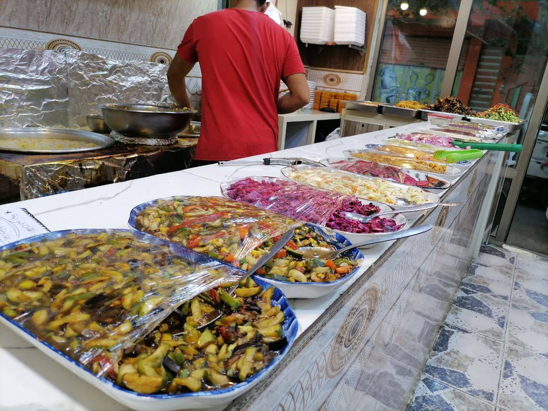 صور: كافتيريا أموني في هيت توسعت إلى 3 محلات وباتت الأشهر