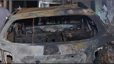 ئۆتۆمبێلێک و بەشێکی ماڵێک سووتان