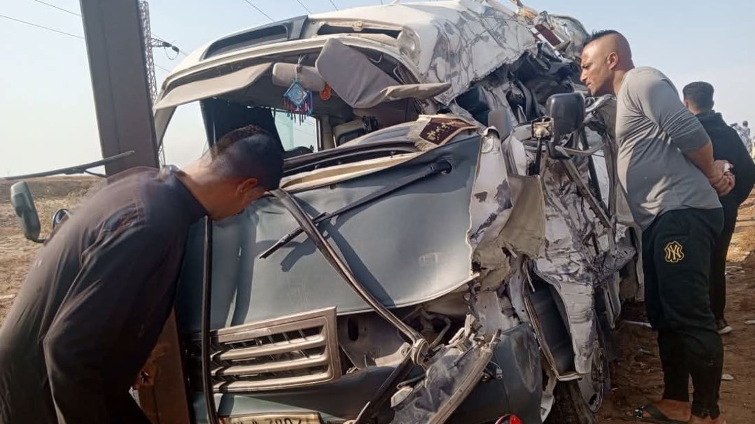 وفاة طالبة جامعية وإصابة 13 أخريات في حادث مروع على طريق المجر قلعة صالح (صور)