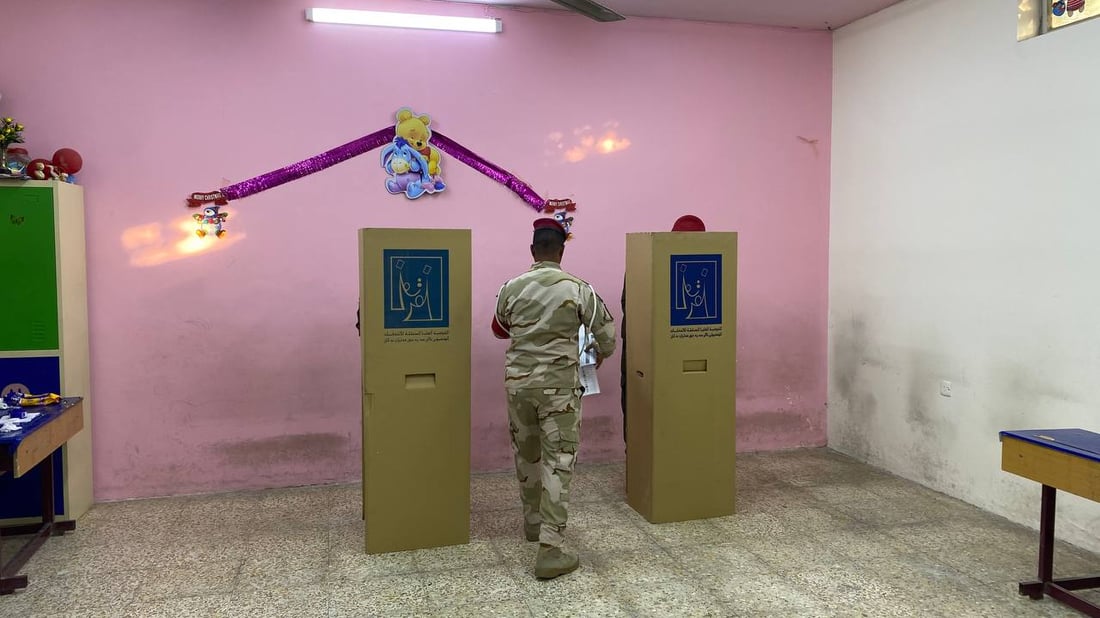 صور من اقتراع بغداد الخاص.. أفواج الانضباط العسكري وصلت أولاً