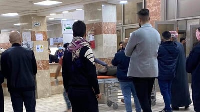 تفاصيل جديدة عن انهيار بناية “يارمجة” الحكومية: نقل 25 عاملاً إلى المستشفى