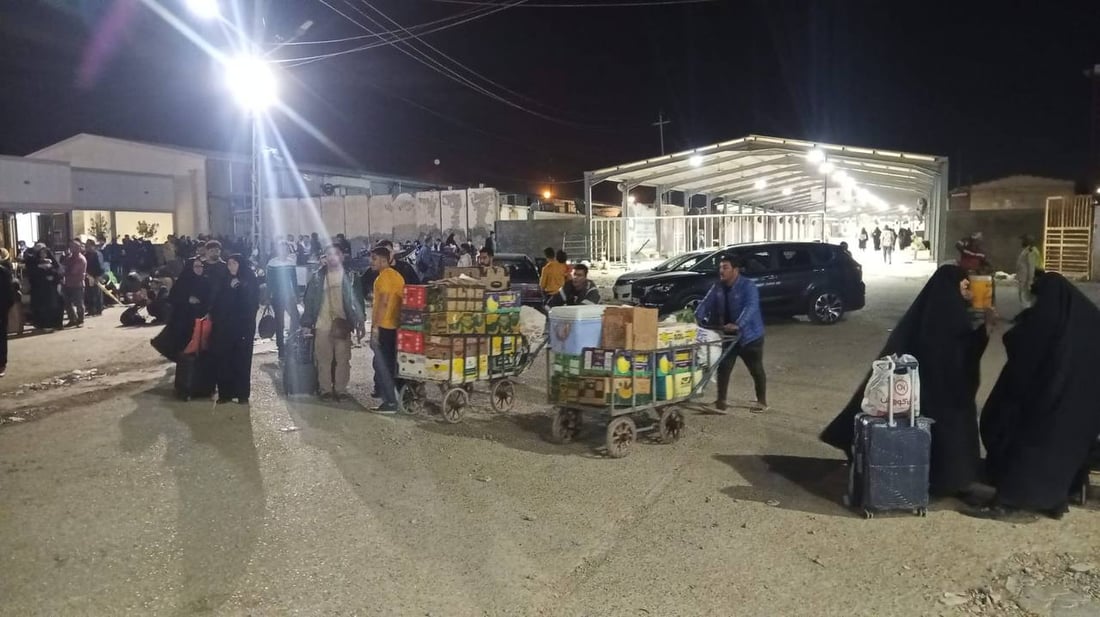 ازدحام بمنفذ زرباطية.. الإيرانيون يفضلون قضاء عطلة رأس السنة الشمسية في العراق