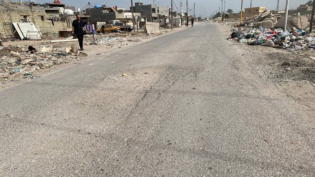 صور من هور رجب: شارع خط النفط مبلّط.. لكنه ضيق ومتخسف بسبب الشاحنات