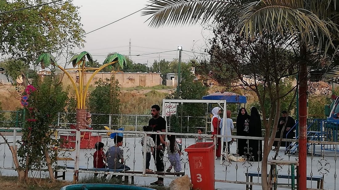 المراجيح متهالكة وخطيرة.. الولداية شرق بغداد تطلب ألعاباً جديدة للحديقة الوحيدة