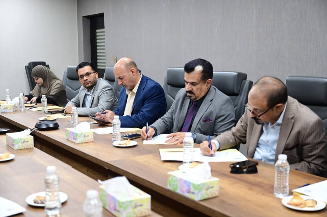 بليغ أبو كلل يستضيف عدداً من المحللين السياسيين لتوضيح إجراءات منع الظهور