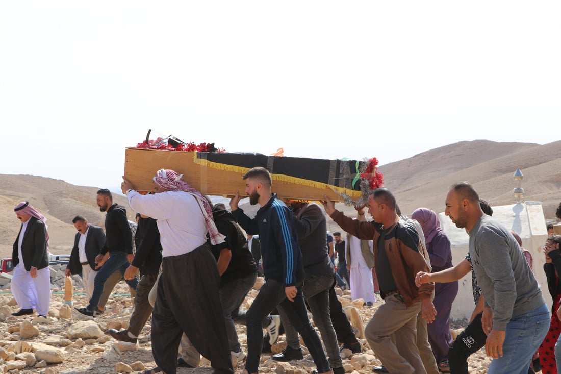 صور: وصول رفاة طفلتين إلى سنجار بعد عامين من انتظار الـ DNA في بغداد (صور)