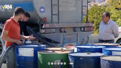 خەڵکی سەیدسادق دووەم بەرمیل نەوت وەردەگرن